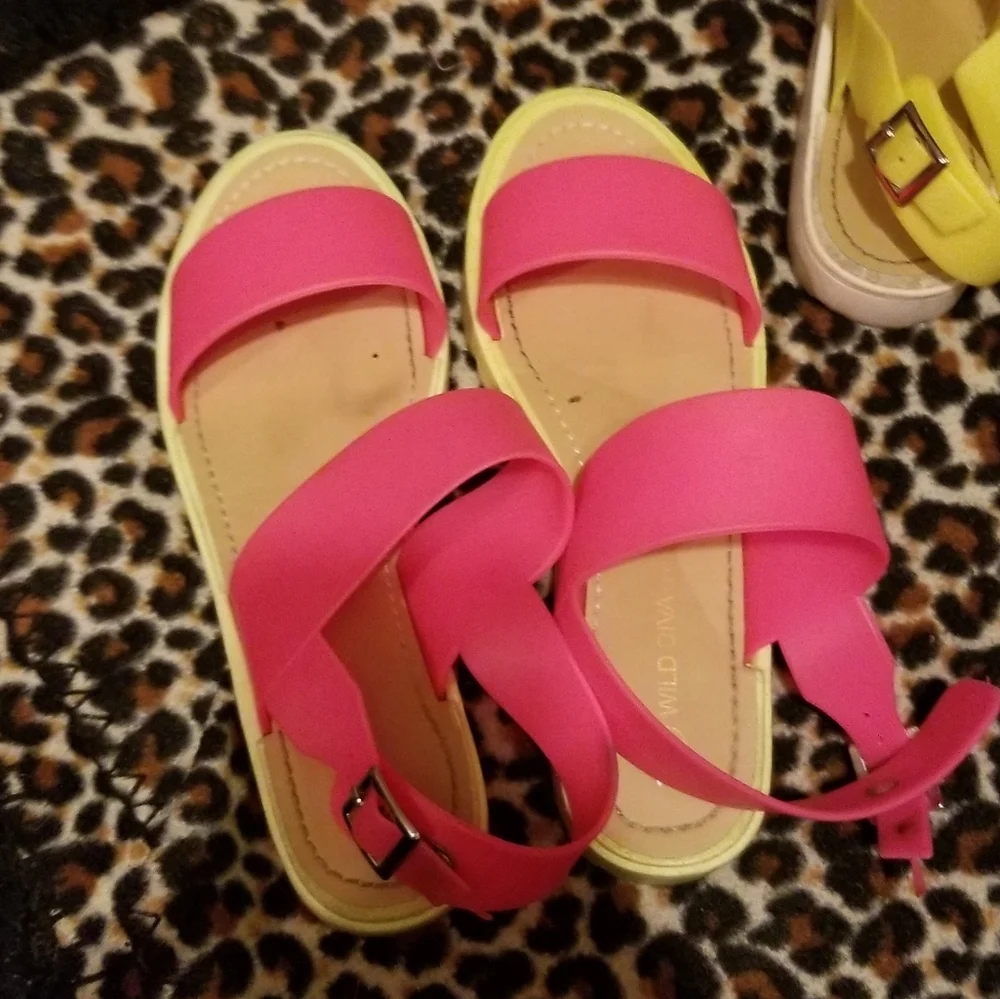 Sandals - Picture 2 of 2